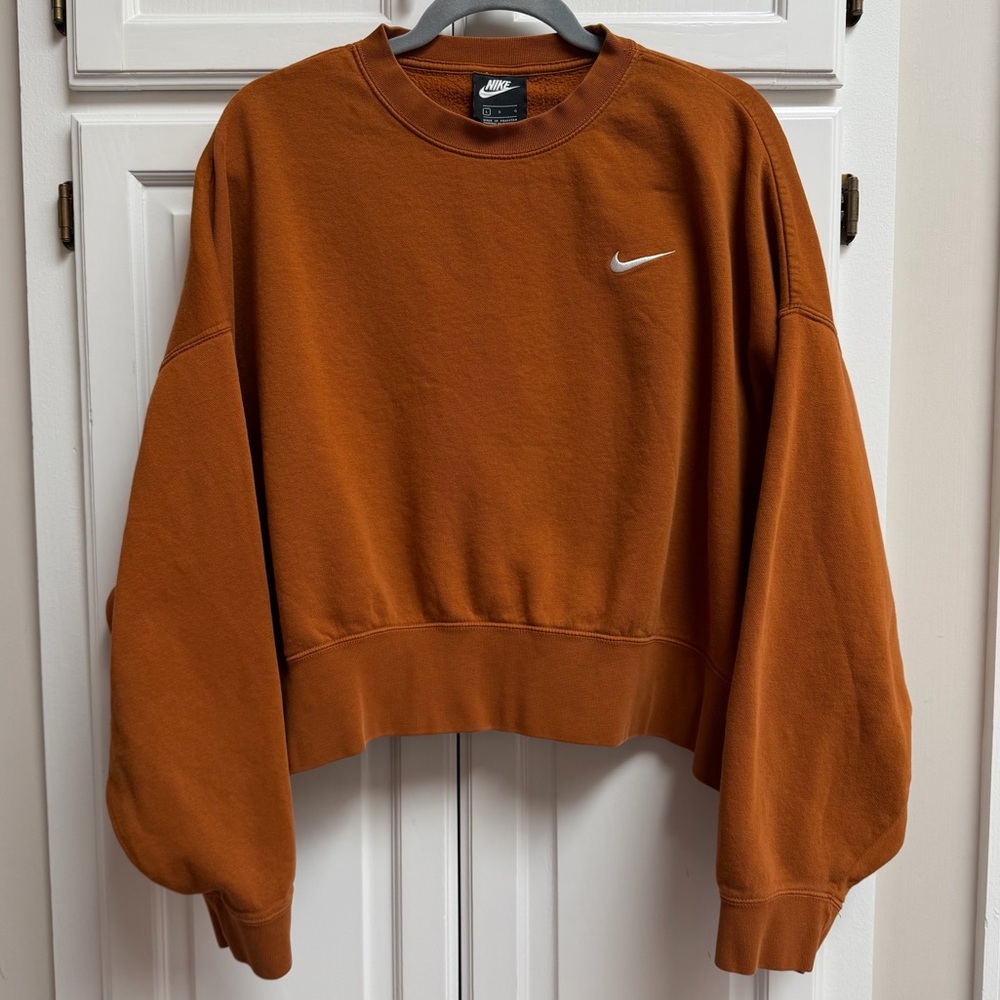 Nike Essential Cropped Crewneck Sweatshirt Burnt Orange Size Large - Picture 2 of 9